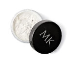 Set your look with easy expert powder tips from Mary Kay.